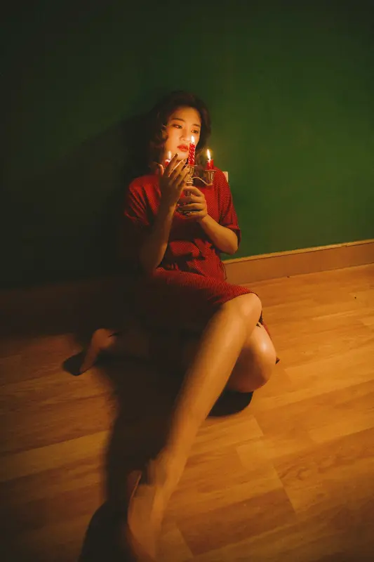 [艺图语] 2022.06.25 红 五更天的沈公子 - 艺图语